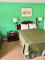 Traveler's Inn Motel