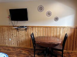 Methow River Lodge & Cabins