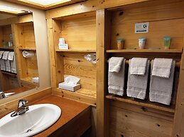 Methow River Lodge & Cabins