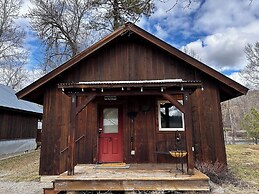 Methow River Lodge & Cabins