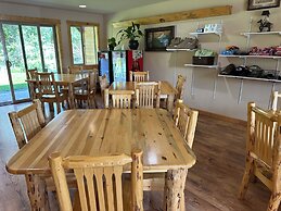 Methow River Lodge & Cabins