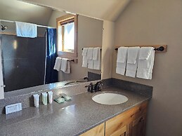 Methow River Lodge & Cabins