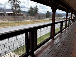 Methow River Lodge & Cabins