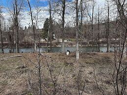 Methow River Lodge & Cabins