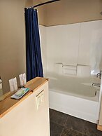 Methow River Lodge & Cabins