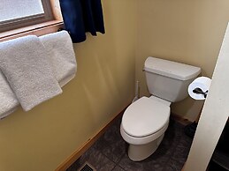 Methow River Lodge & Cabins