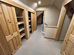 Methow River Lodge & Cabins