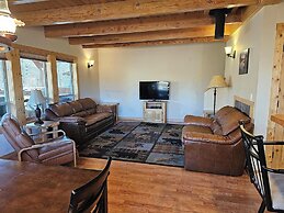 Methow River Lodge & Cabins