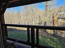 Methow River Lodge & Cabins