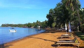 Amber Sands Beach Resort