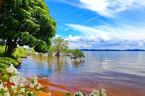 Amber Sands Beach Resort