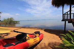 Amber Sands Beach Resort