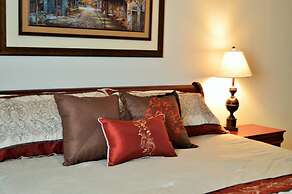 Lafayette Grand Manor