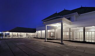 Menumbing Heritage Hotel