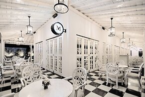 Menumbing Heritage Hotel