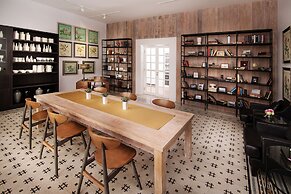 Menumbing Heritage Hotel