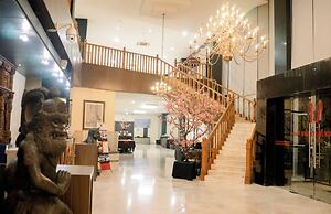 Merapi Merbabu Hotels & Resort Bekasi