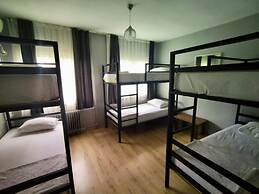 Sultan Hostel & Guesthouse