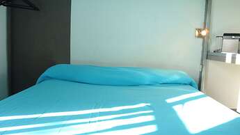 Egg Hotel Sevran