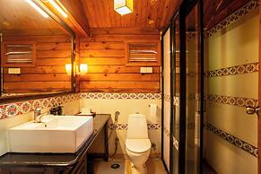 Stone Water Eco Resort