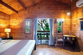 Stone Water Eco Resort