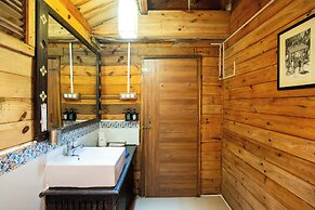 Stone Water Eco Resort