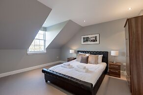 Destiny Scotland - Q-Residence