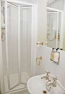 The Charles Bathurst Inn