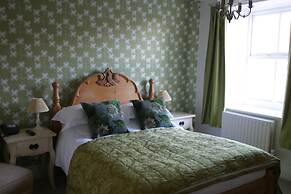 The Charles Bathurst Inn