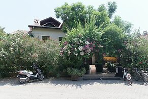 Mr. Dim Exclusive Apart Hotel