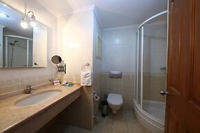 Mr. Dim Exclusive Apart Hotel