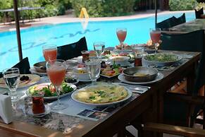 Mr. Dim Exclusive Apart Hotel