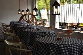 Golden Lodge Tangalle