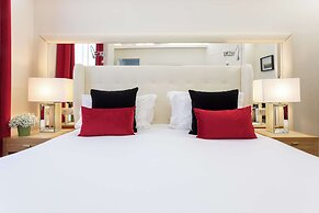 Hotel Camille Paris Gare de Lyon, Tapestry Collection by Hilton