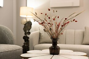 Hotel Camille Paris Gare de Lyon, Tapestry Collection by Hilton