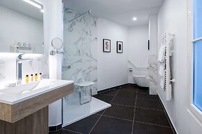 Hotel Camille Paris Gare de Lyon, Tapestry Collection by Hilton