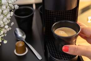 Hotel Camille Paris Gare de Lyon, Tapestry Collection by Hilton