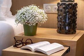 Hotel Camille Paris Gare de Lyon, Tapestry Collection by Hilton