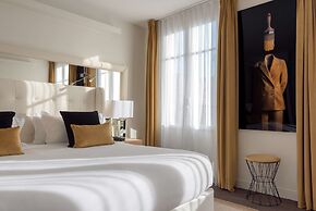 Hotel Camille Paris Gare de Lyon, Tapestry Collection by Hilton