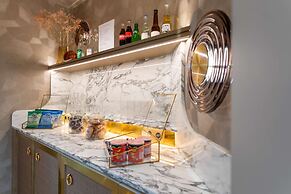 Hotel Camille Paris Gare de Lyon, Tapestry Collection by Hilton