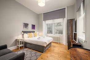 Destiny Scotland - St. Andrew Square Apartments