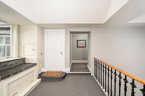 Destiny Scotland - St. Andrew Square Apartments