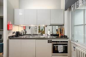 Destiny Scotland - St. Andrew Square Apartments