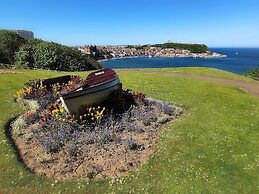 Rivelyn Hotel Bar & Restaurant