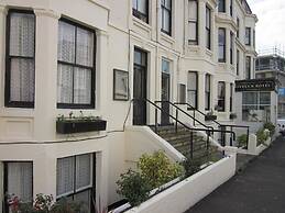 Rivelyn Hotel Bar & Restaurant