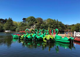 Rivelyn Hotel Bar & Restaurant