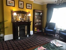 Rivelyn Hotel Bar & Restaurant