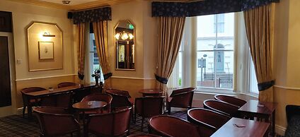 Rivelyn Hotel Bar & Restaurant