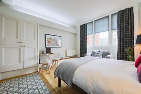 Linton Collection - 28 North Bridge