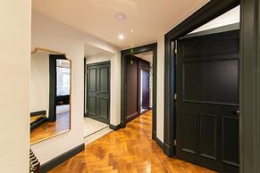 Linton Collection - 28 North Bridge